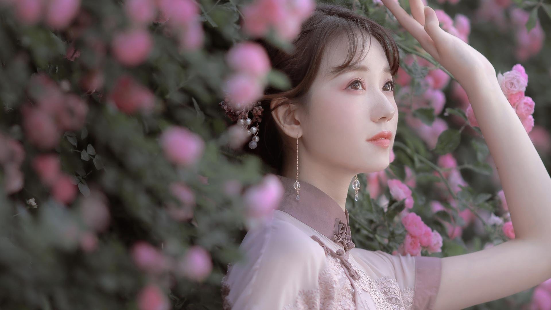 英超经典战，教练详细解析战术变换对比赛节奏的影响，mixer英超战术史