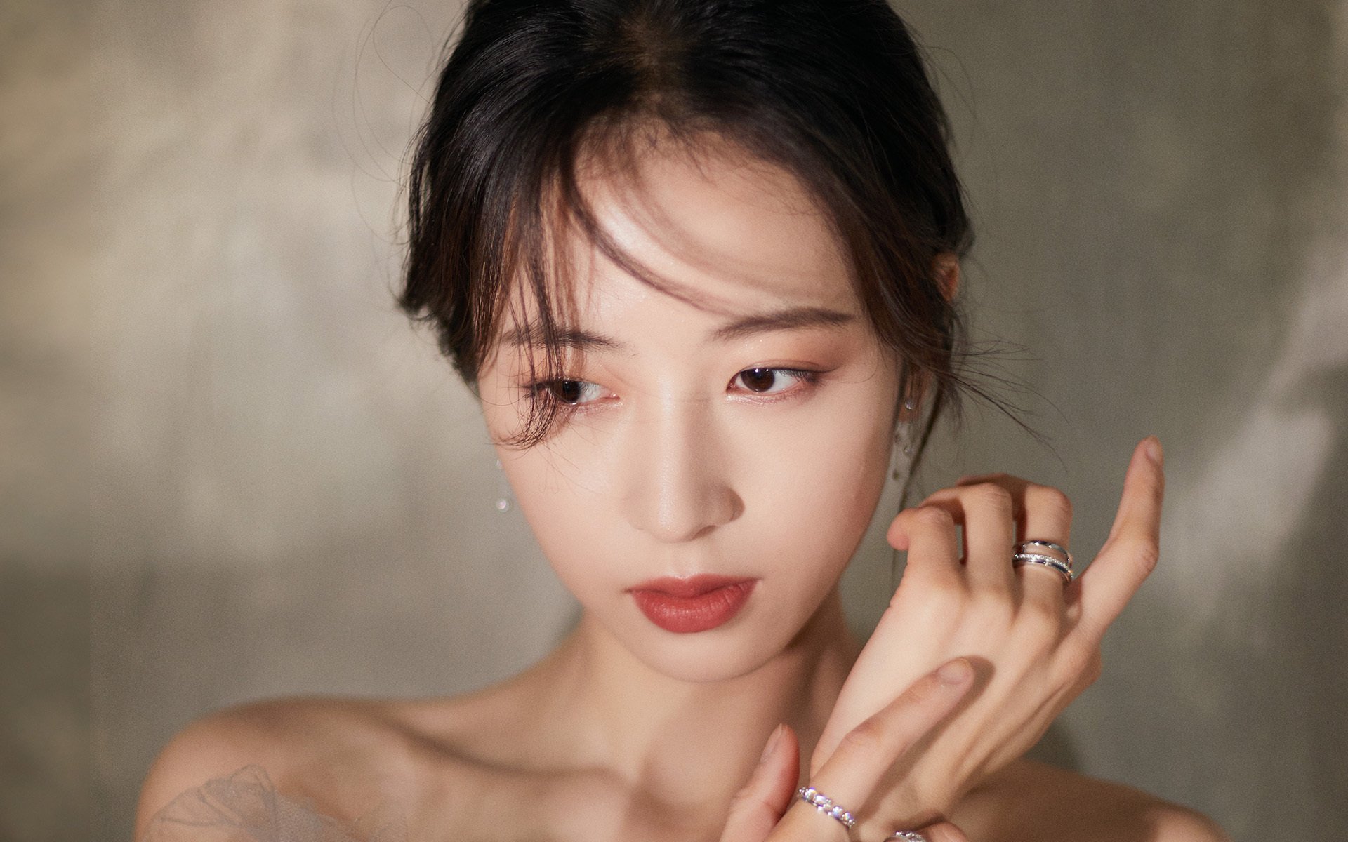 美洲杯激情巡演：明星表演令人热血沸腾，美洲杯经典比赛